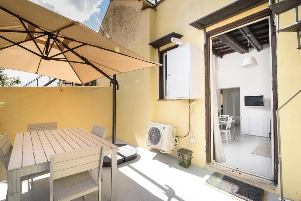 White Ostilia Apartments Hotel in Rome