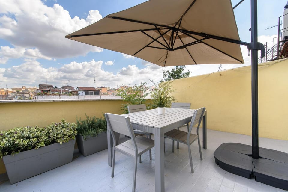White Ostilia Apartments Hotel in Rome