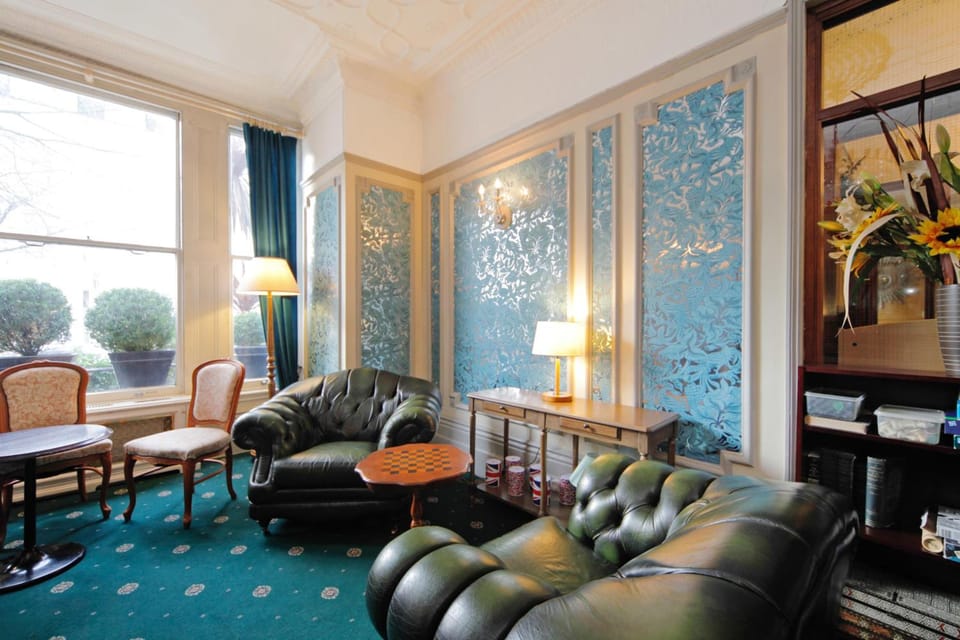 London Visitors Hotel Apartment hotel in City of Westminster