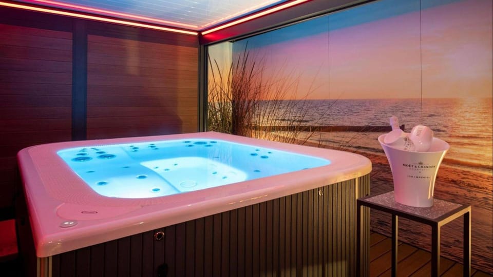 Hot tub