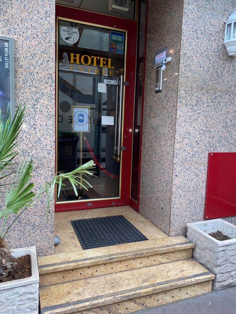 Aero Hotel Hotel in Vanves