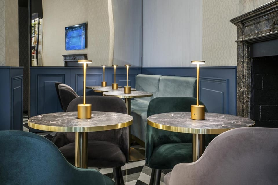 Bar/lounge