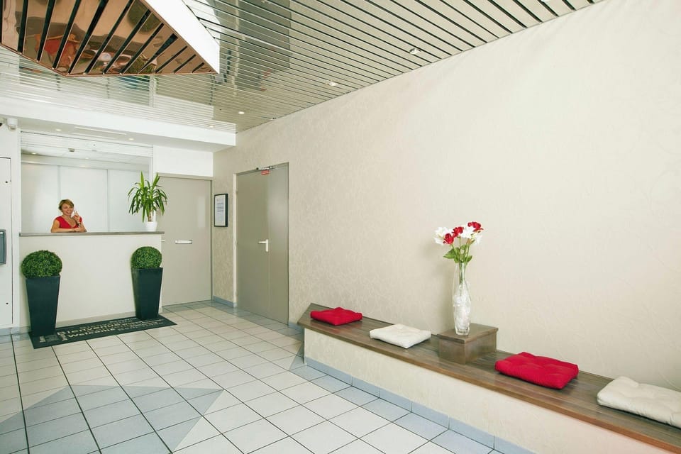 Sejours and Affaires Tours Leonard De Vinci Apartment hotel in Tours