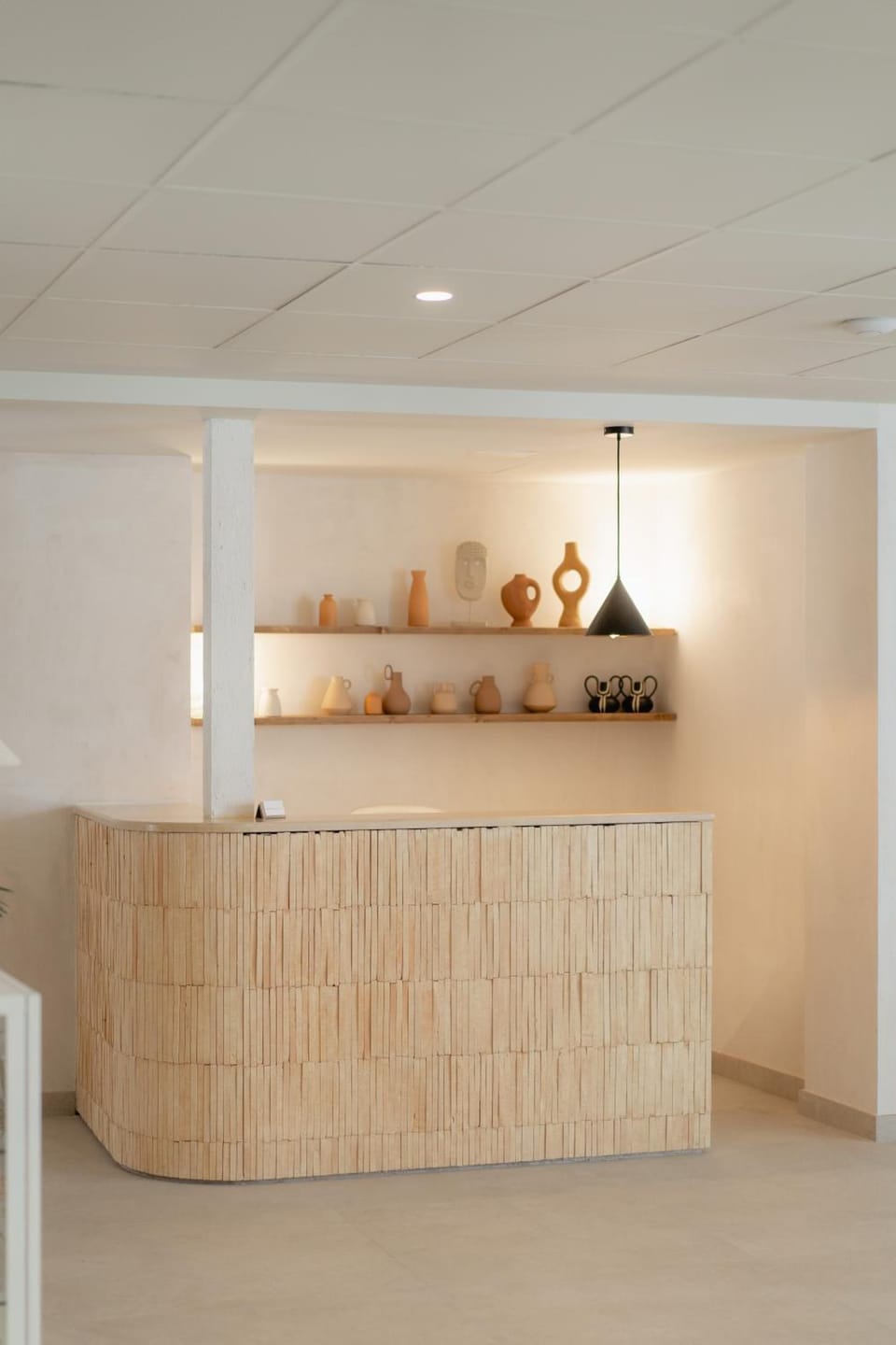 Shared lounge/TV area