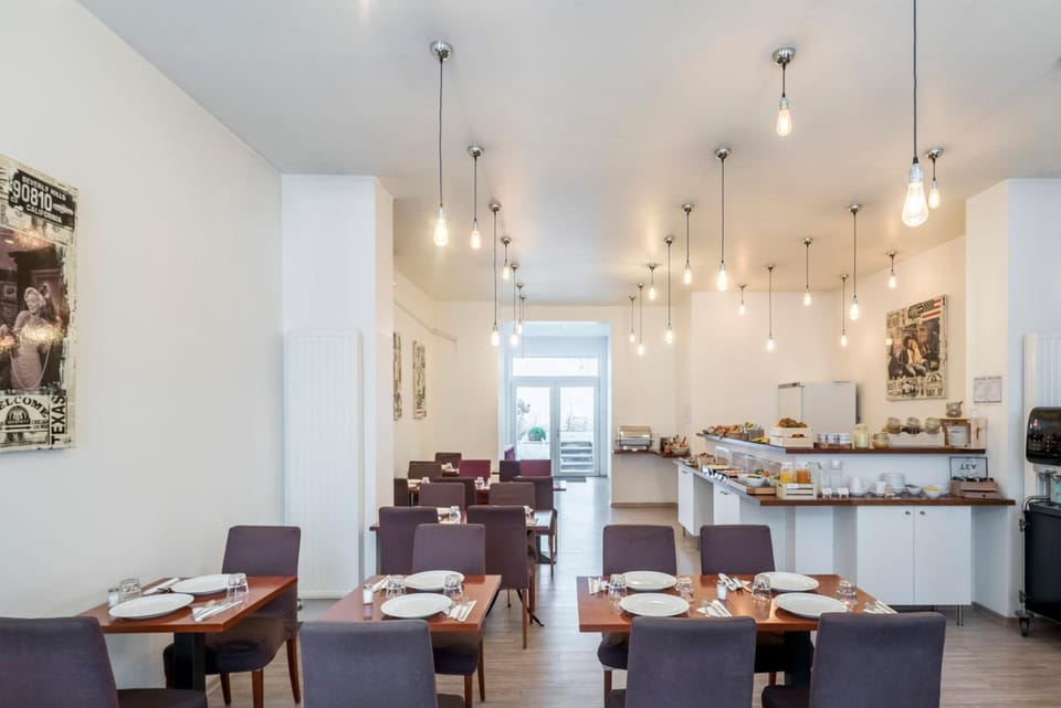 Beverly Hills Hotel Hotel in Ixelles