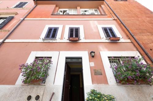 Monti Guest House - Affittacamere Hotel in Rome