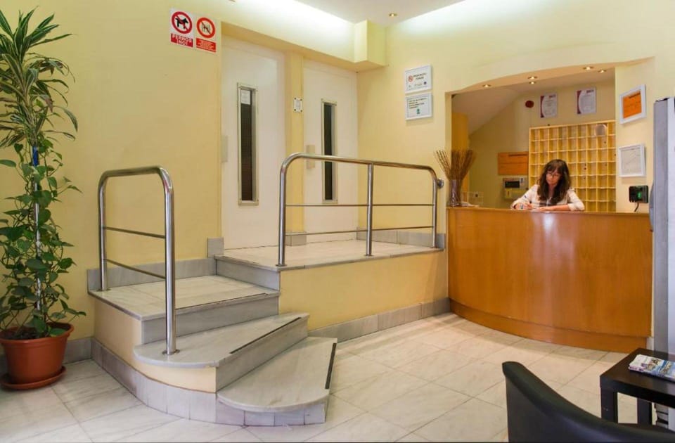 Estudios Aranzazu Apartment hotel in Santander