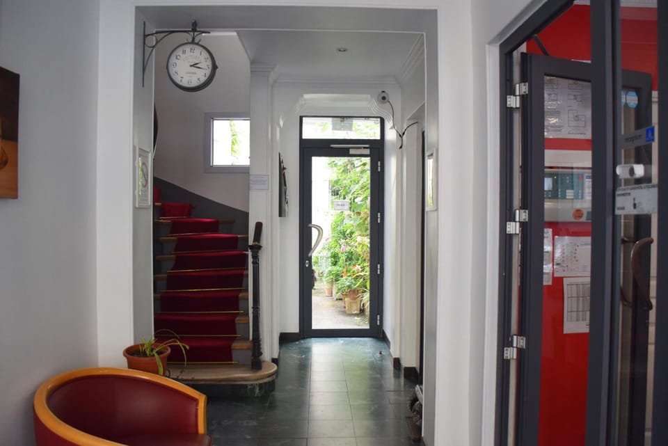 Hotel Residence Champerret Hotel in Levallois-Perret