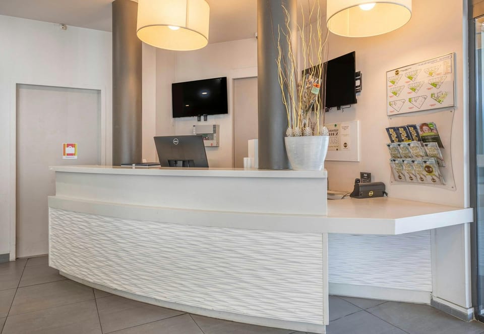 B&B HOTEL Marseille Centre La Timone Hotel in Marseille