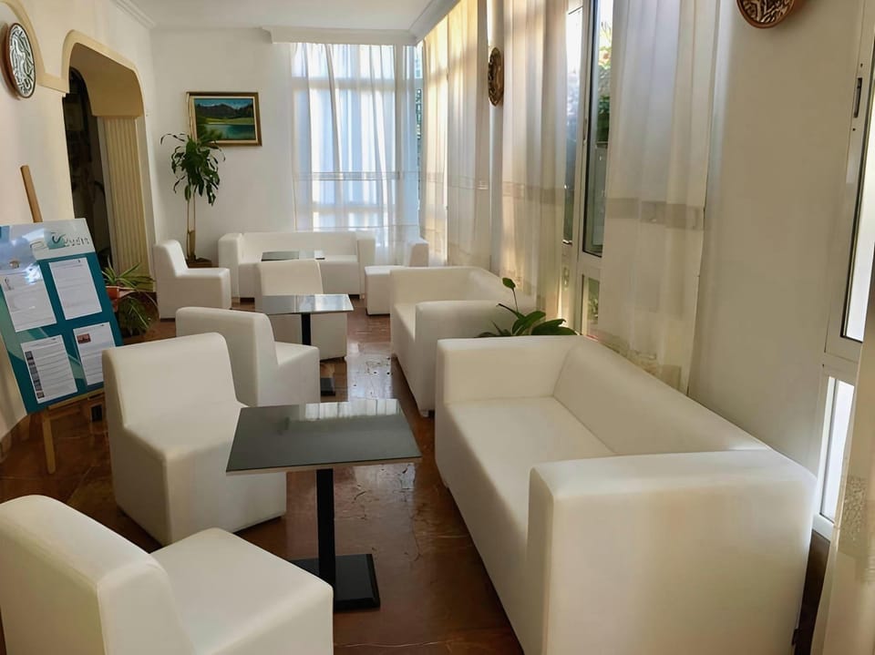 Hotel Carmen Teresa Hotel in Torremolinos
