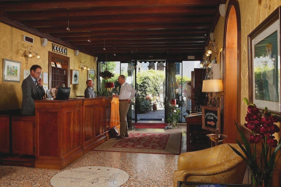 Pensione Accademia - Villa Maravege Hotel in Lido di Venezia