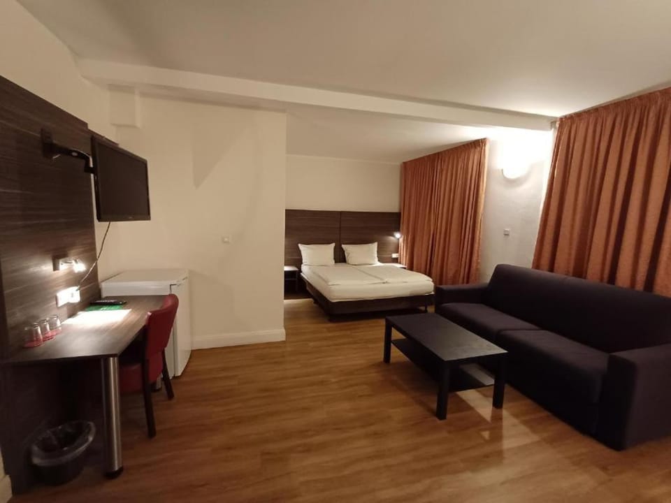 Hotel Ariana Hotel in Cologne