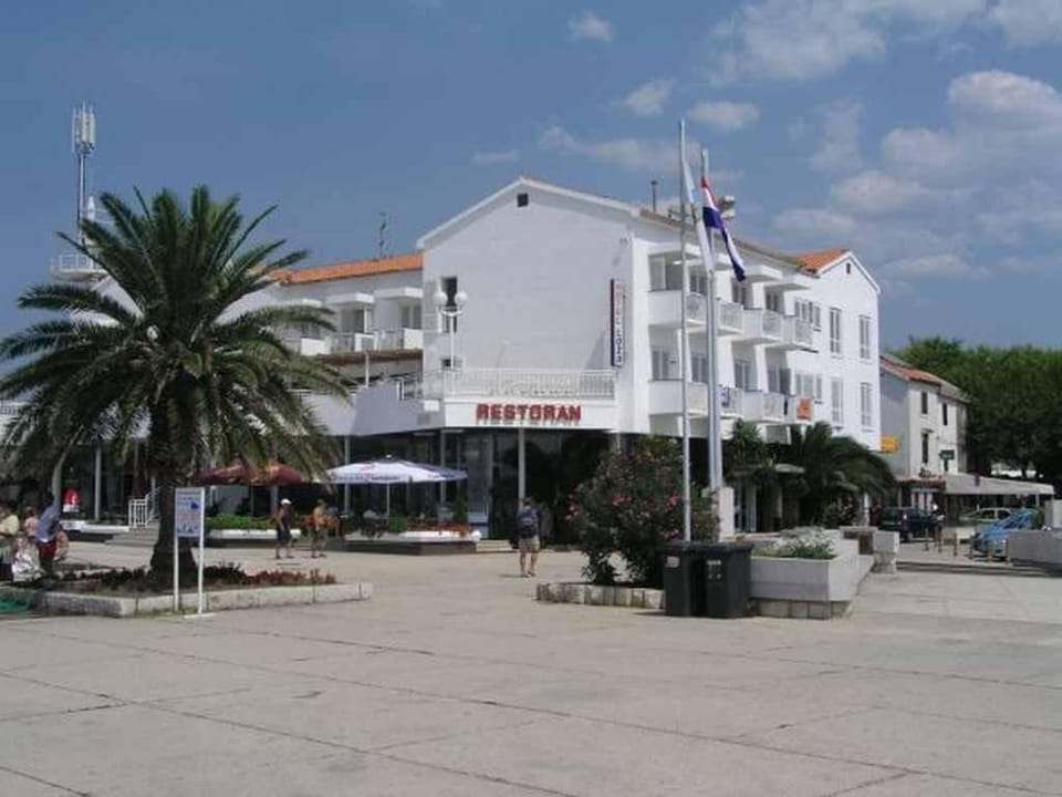 Hotel Loza Hotel in Novalja