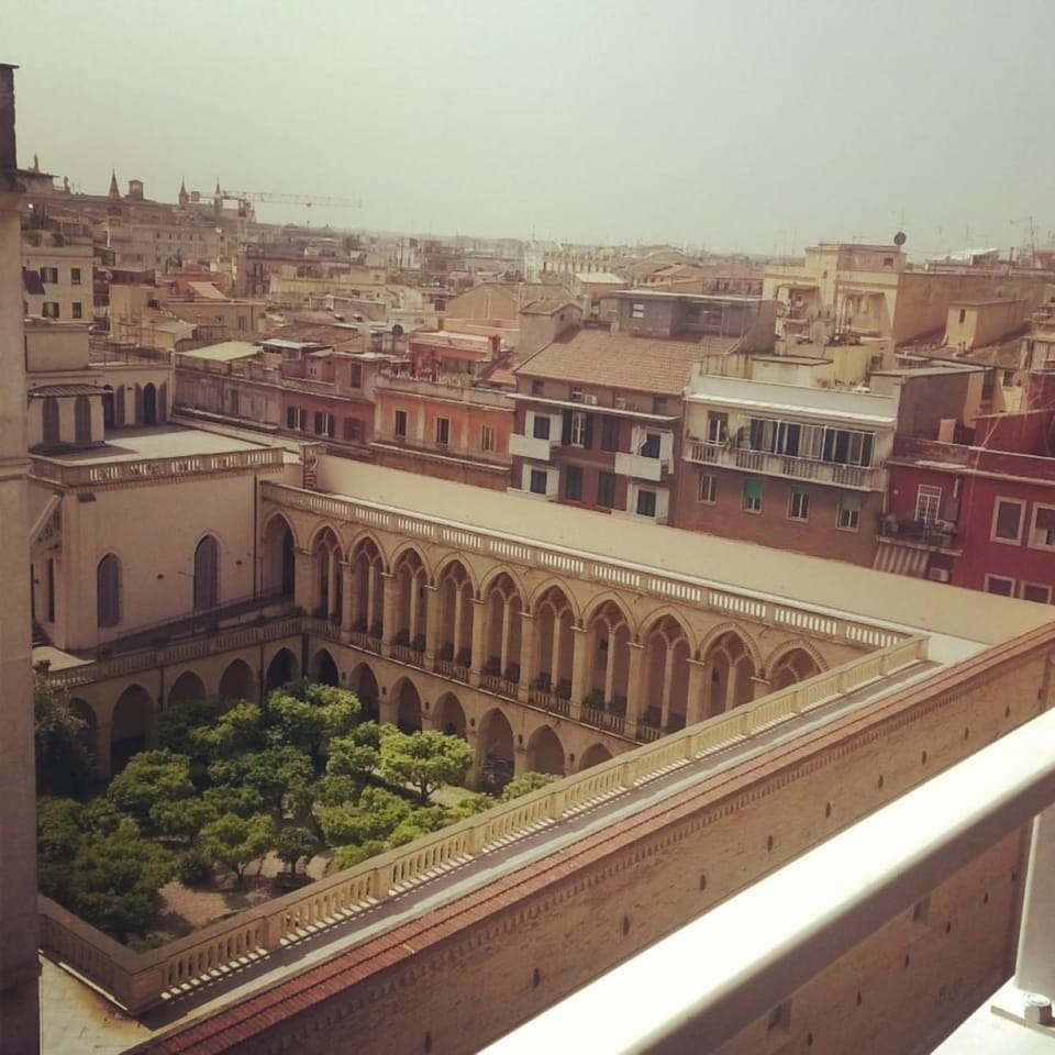 Buonarroti Guest House Hotel in Rome