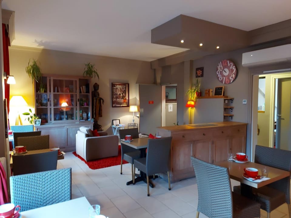 Hotel Mondial Hotel in Tours