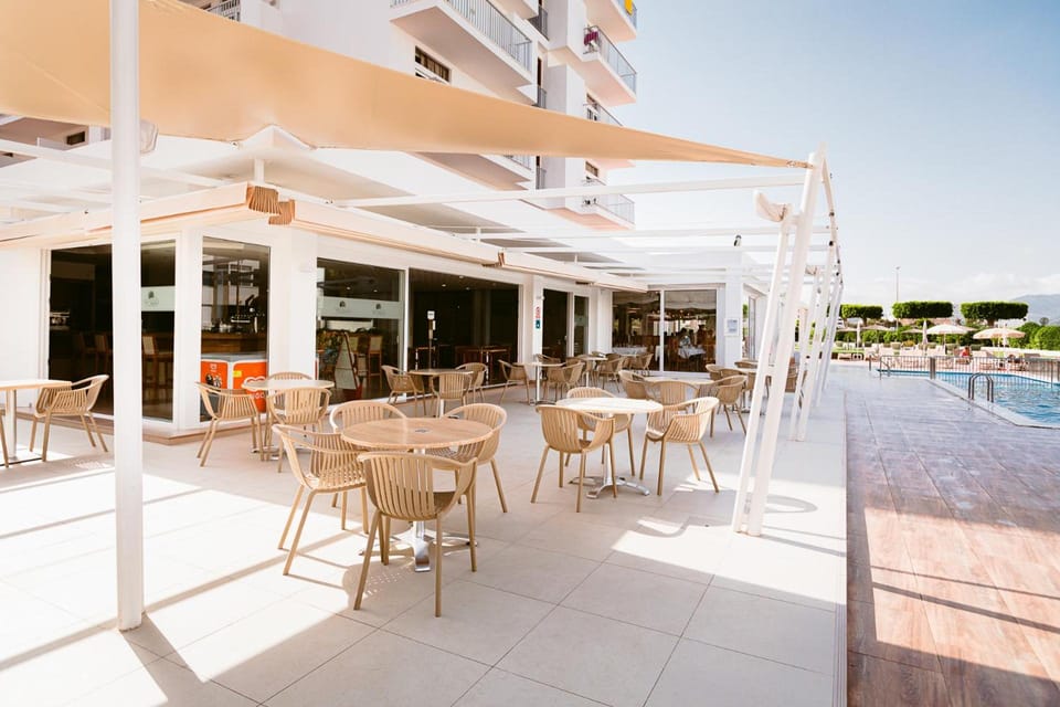 Bar/lounge