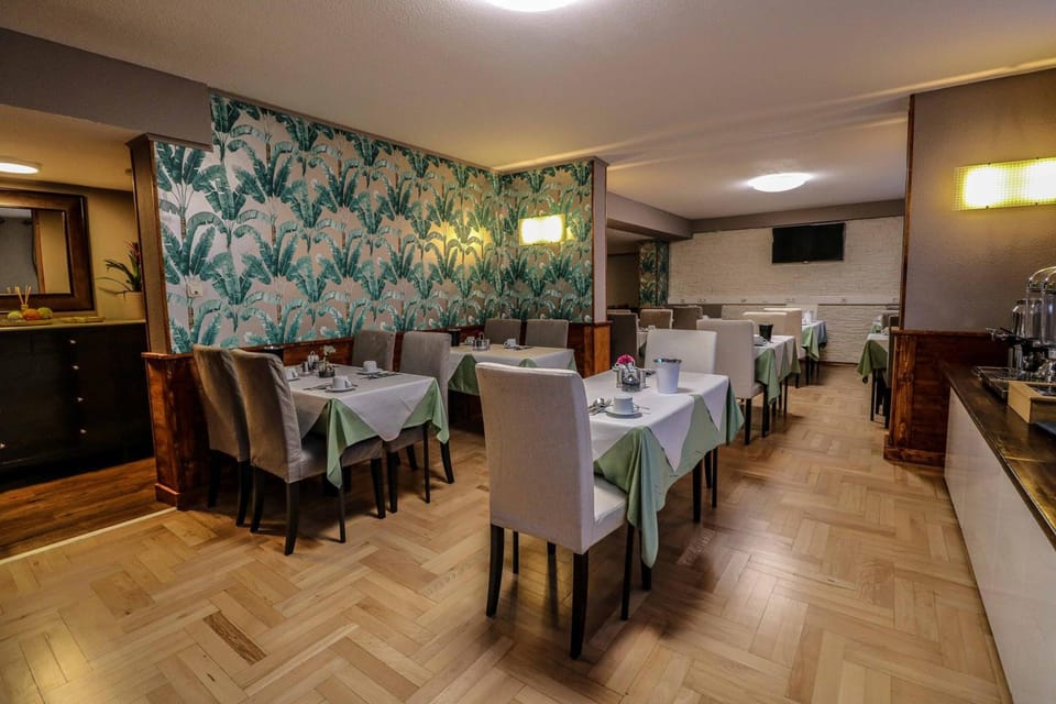 Garni Hotel Rodelheimer Hof Hotel in Frankfurt
