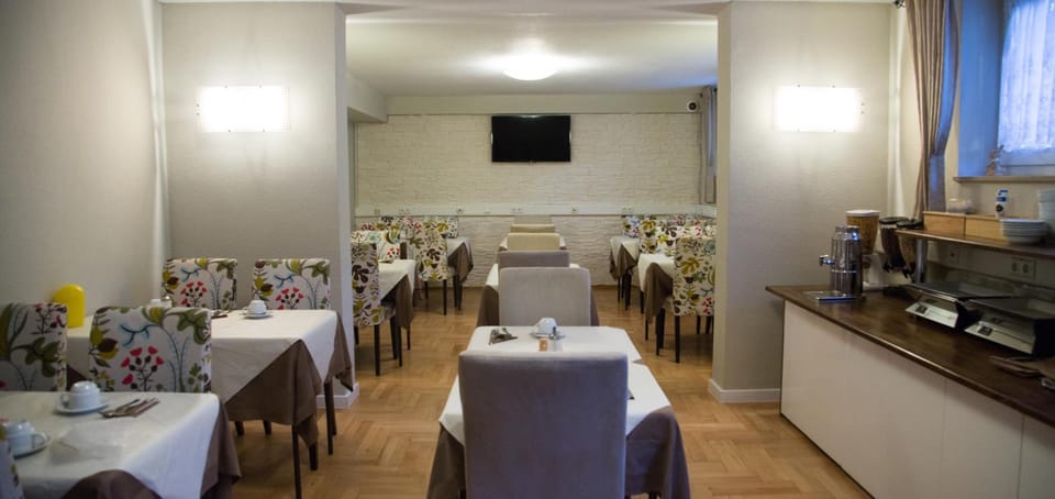 Garni Hotel Rodelheimer Hof Hotel in Frankfurt
