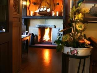 Maddens Bridge Bar & Guesthouse Hotel in County Donegal