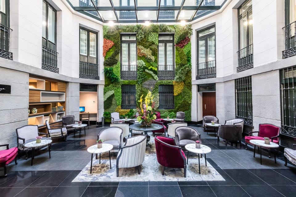 Intur Palacio San Martin Hotel in Centro