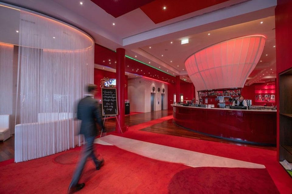 Airport Hotel Basel - Convenient & Friendly Hotel in Saint-Louis