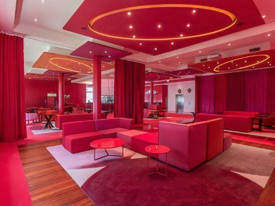 Airport Hotel Basel - Convenient & Friendly Hotel in Saint-Louis