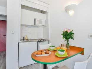 The Originals Residence, Appart’Hôtel Les Lauréades, Clermont-Ferrand Apartment hotel in Clermont-Ferrand