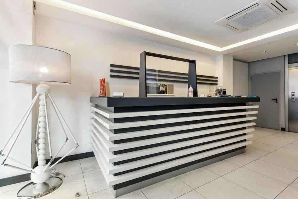 Golden Hotel Hotel in Naples