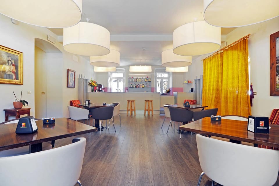 Bar/lounge