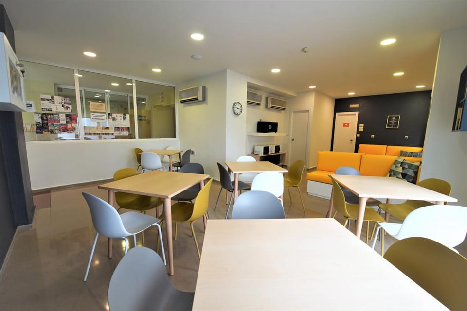 Shared lounge/TV area