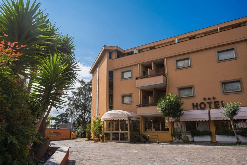 Hotel Santa Maura Hotel in Rome