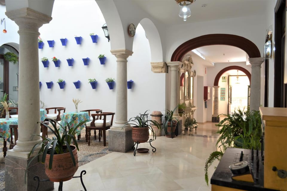Hotel Marisa Hotel in Cordoba