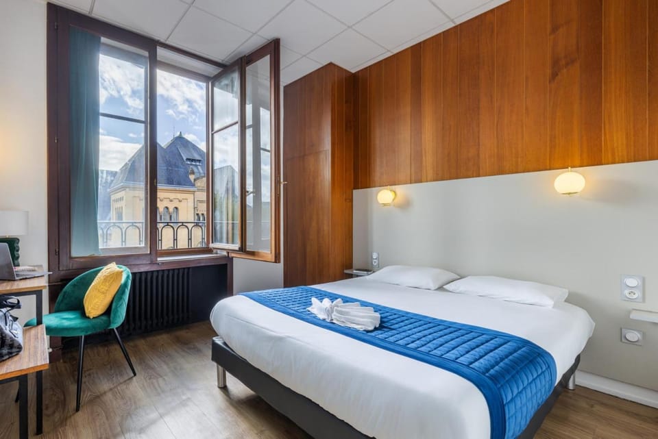 Guestroom