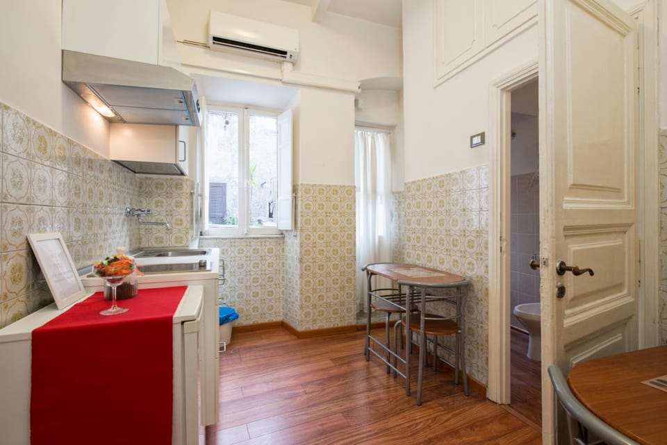 Navona Tower Relais Hotel in Rome