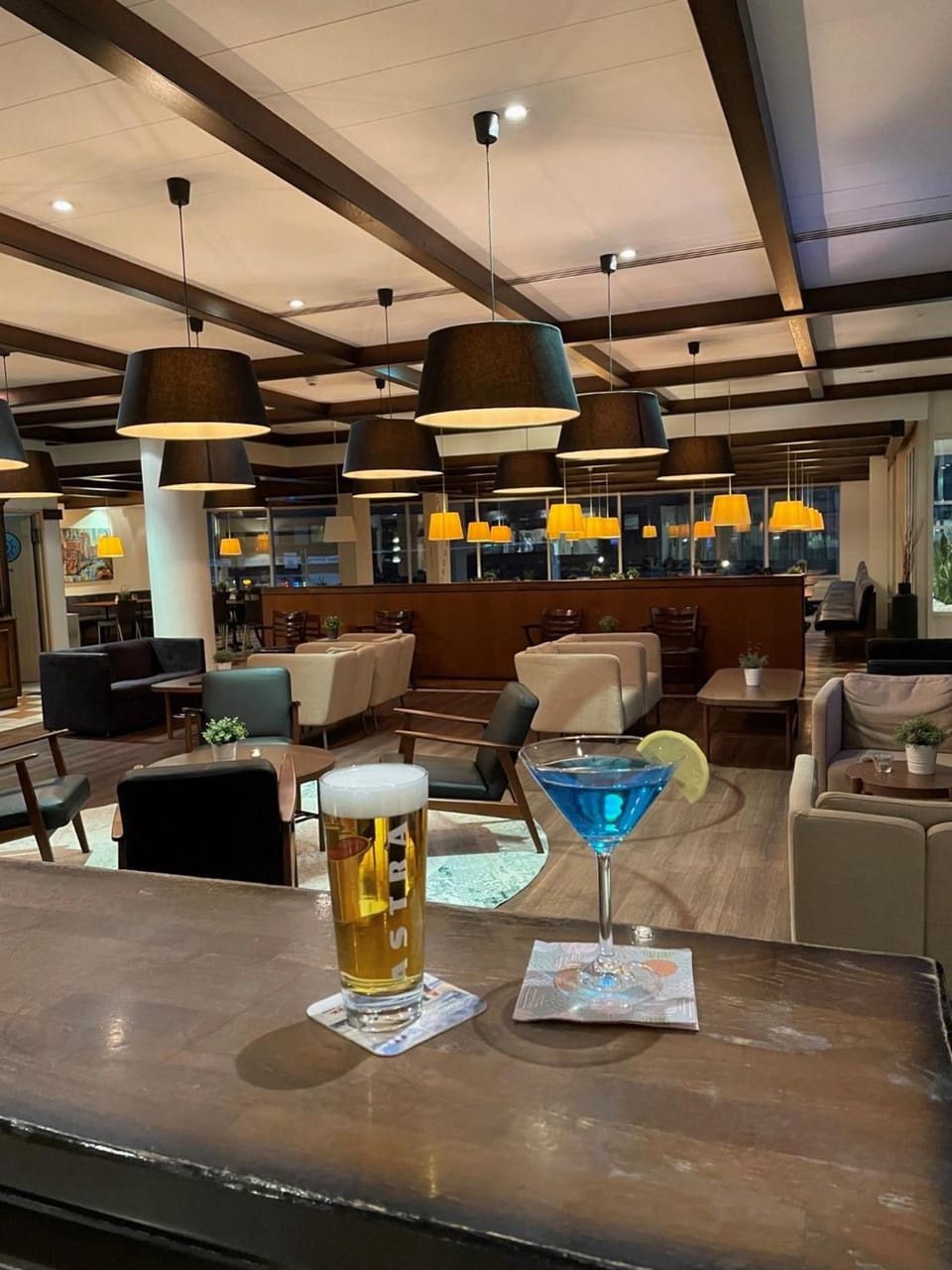 Bar/lounge