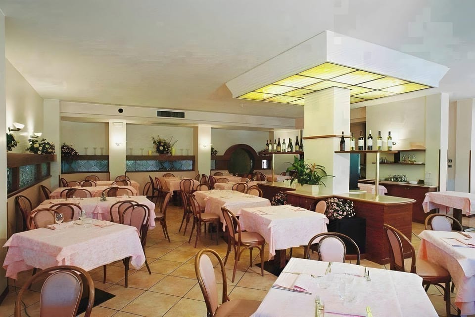 Hotel Porto Azzurro Hotel in Sirmione