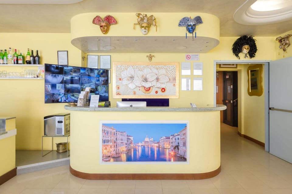 Hotel Nuova Aurora Hotel in Venice