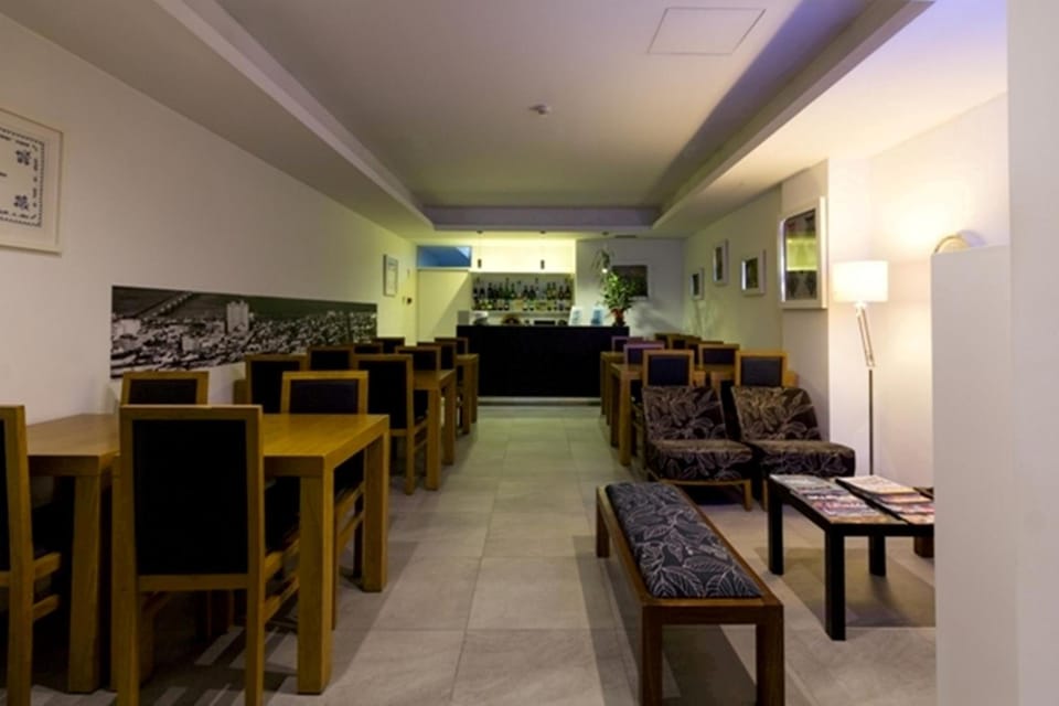 Bar/lounge