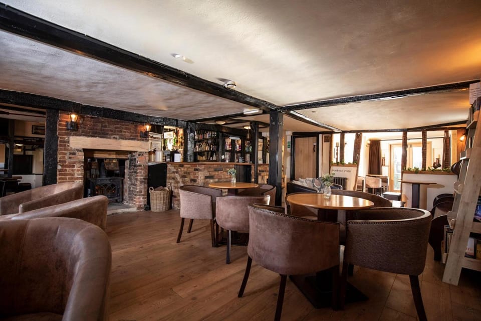 The Cock Inn Hotel Inn in East Hertfordshire District