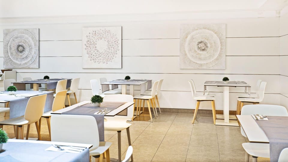 Blue Sea Piscis - Adults Only Hotel in Raiguer