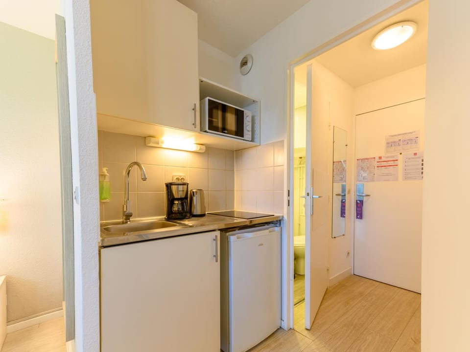 Sejours and Affaires Pantin Charles De Gaulle Apartment hotel in Pantin