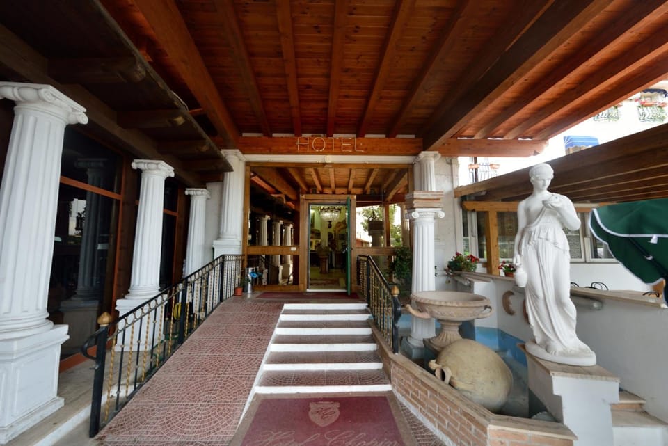 Hotel Chopin Hotel in Lazio