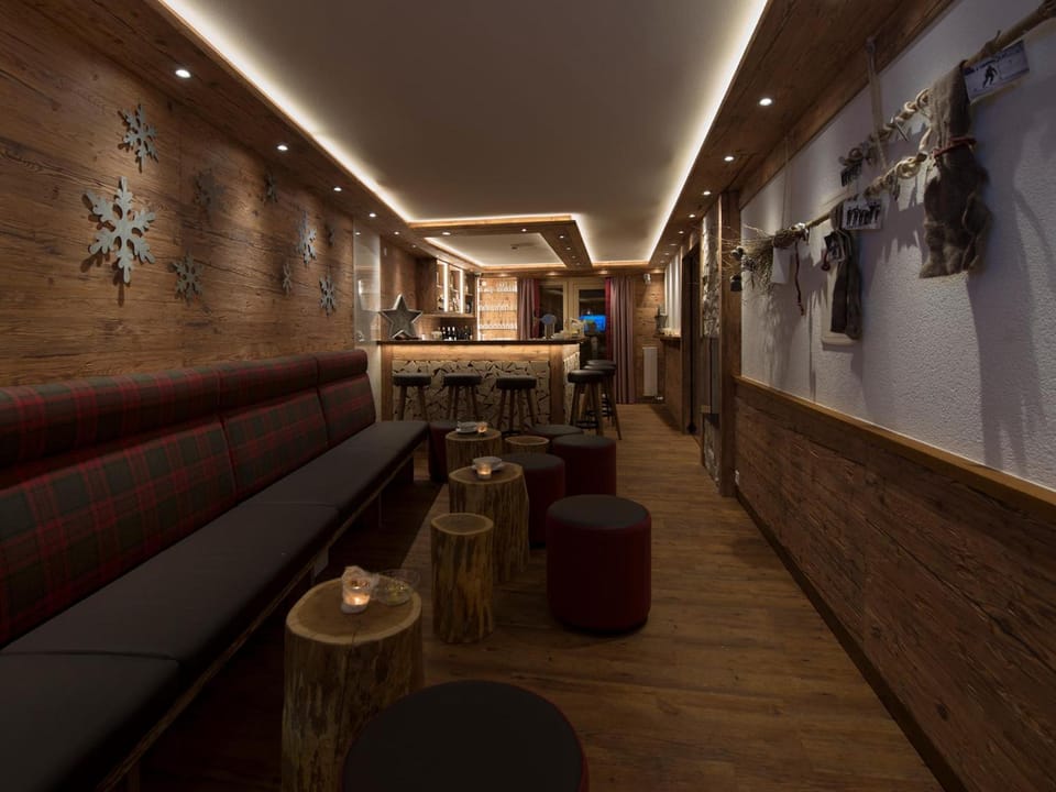 Bar/lounge