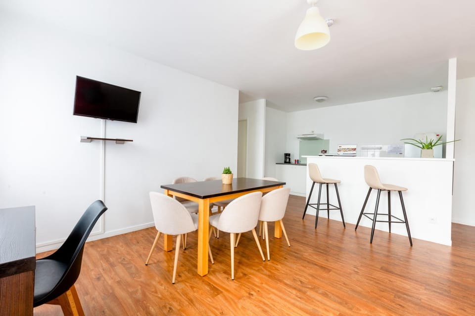 Cerise Nantes Atlantis Apartment hotel in Saint-Herblain
