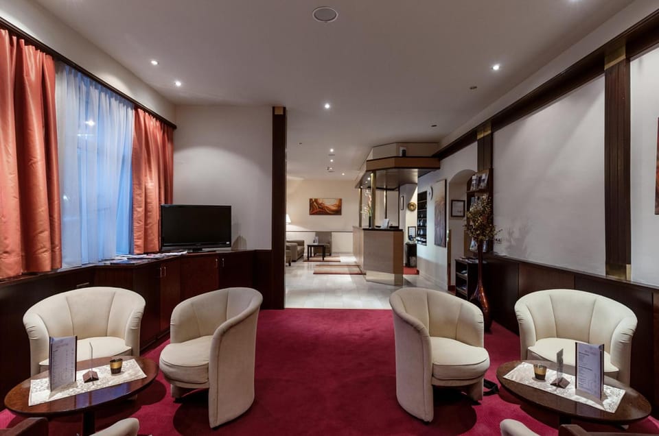 Bar/lounge