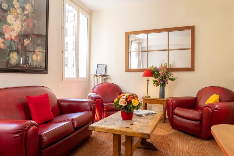 Hotel Londres Saint Honore Hotel in Paris