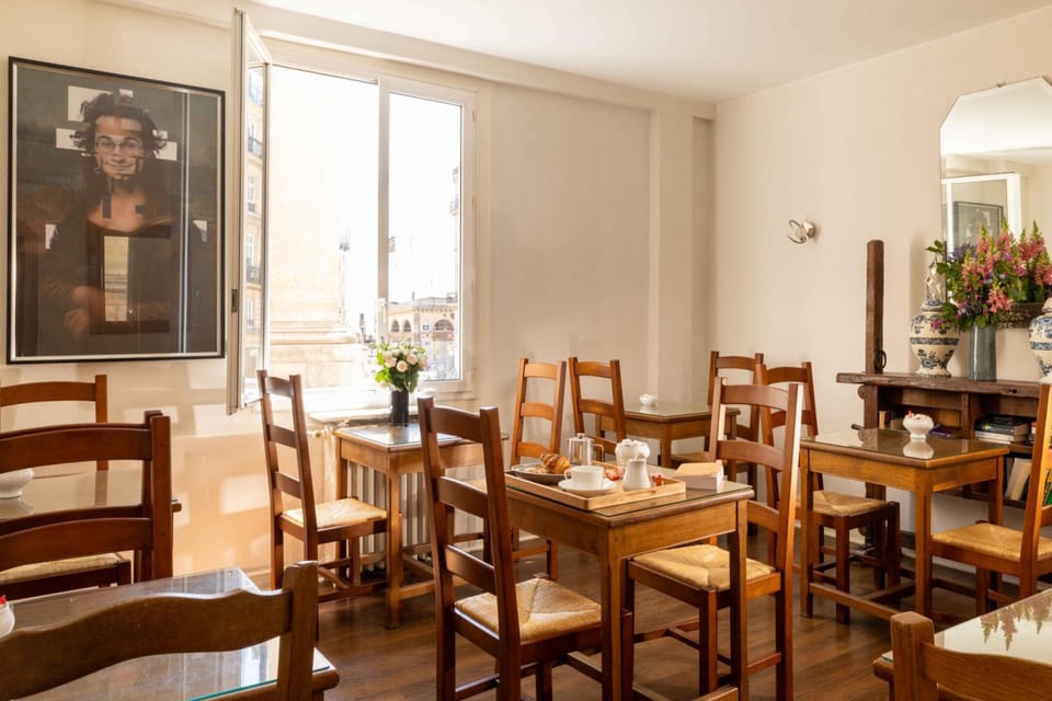 Hotel Londres Saint Honore Hotel in Paris