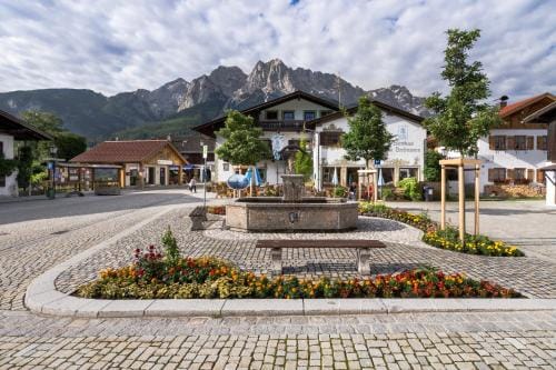 Gasthof Hohenrain Hotel in Grainau