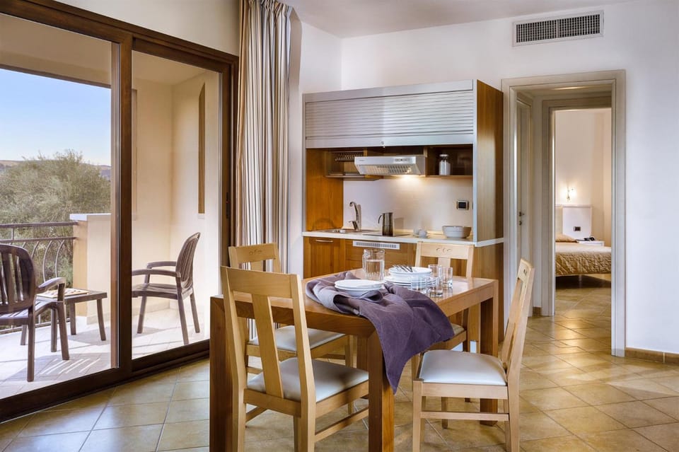 Terra Di Mare Resort&Spa Hotel in San Teodoro