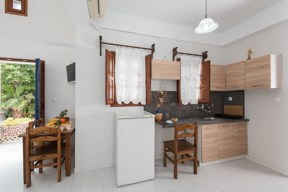 Anezina Villas Apartment hotel in Perissa